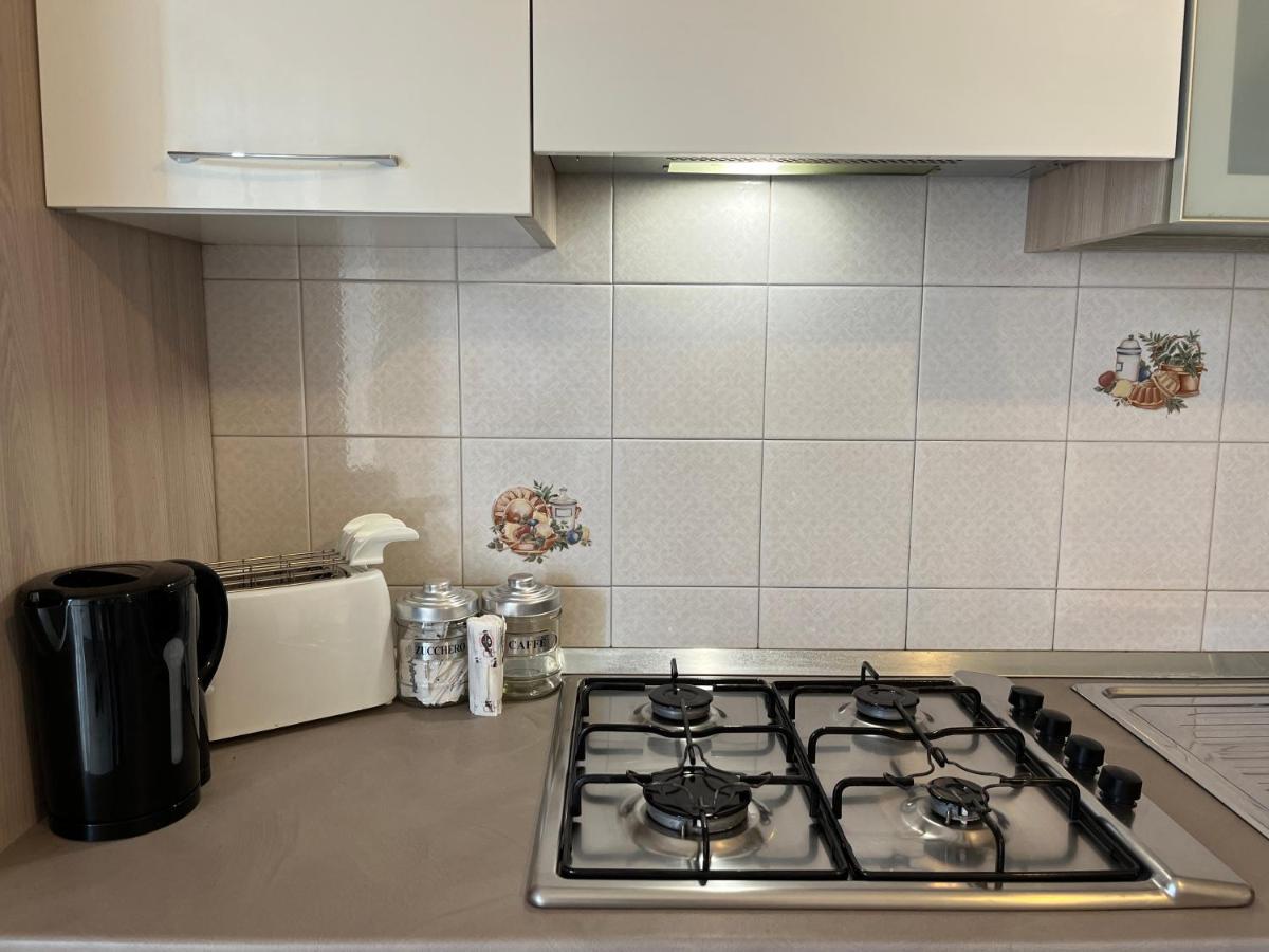 Apulian Heart Elegante Appartamento โจเยีย เดล คอลเล ภายนอก รูปภาพ