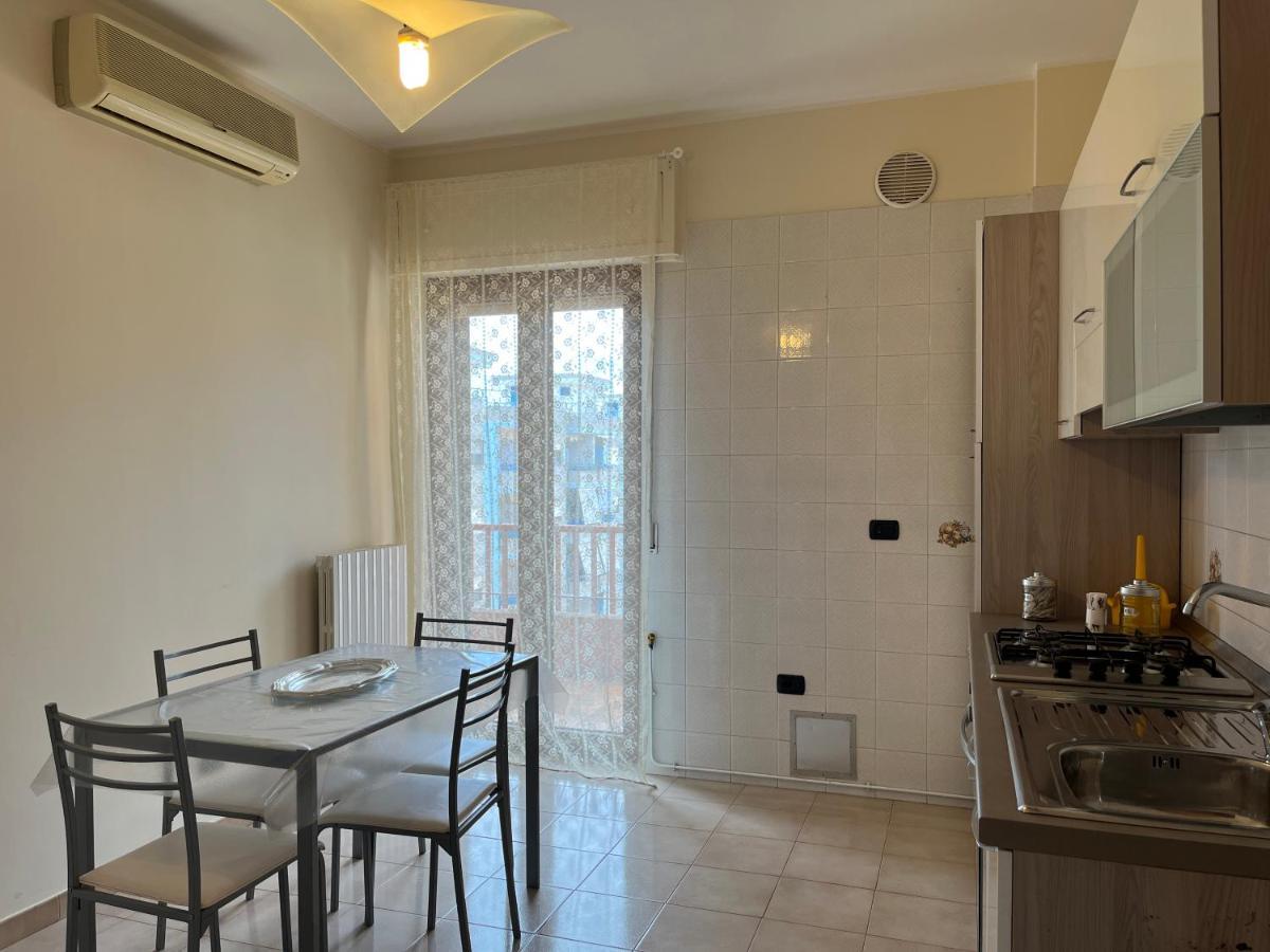 Apulian Heart Elegante Appartamento โจเยีย เดล คอลเล ภายนอก รูปภาพ